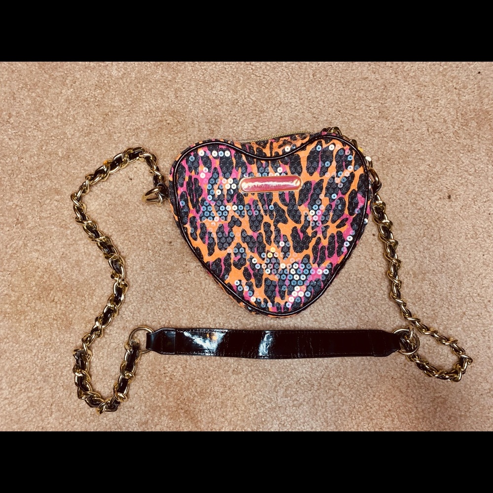 Betsey Johnson heart shaped purse
